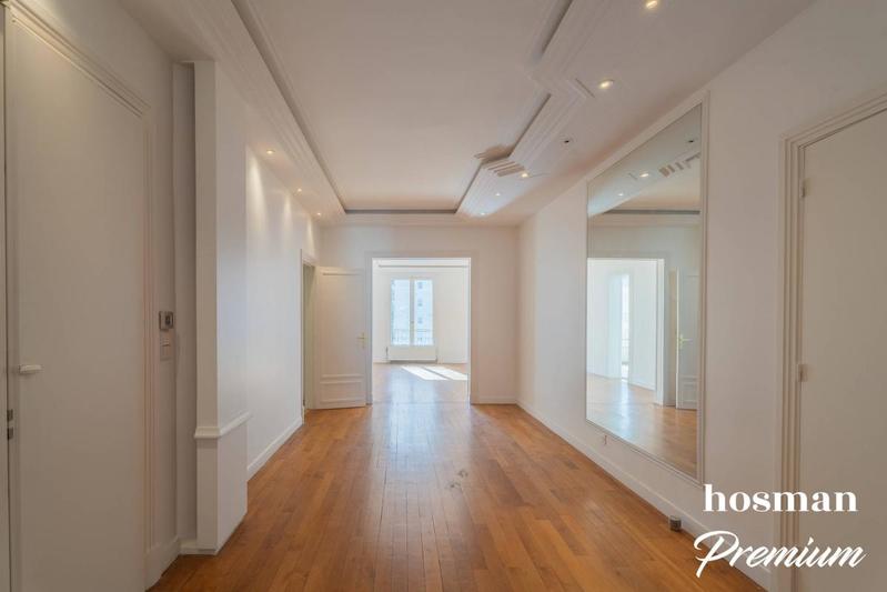 Appartement - 152 m² - 5 pièces