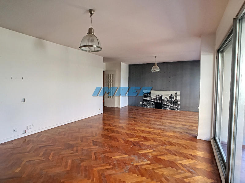 Appartement - 110 m² - 4 pièces