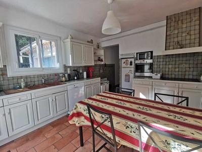 Propriété - 158 m² - 6 pièces