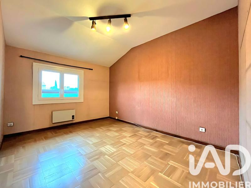 Maison - 99 m² - 5 pièces