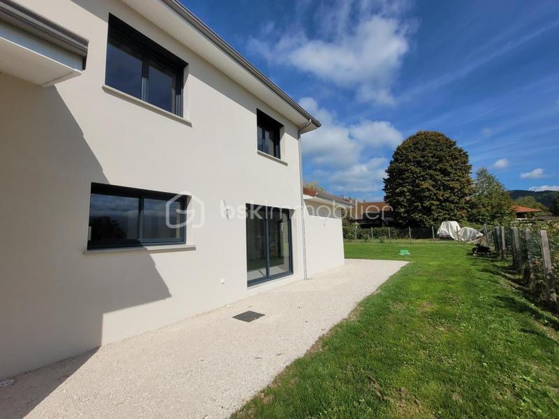 Maison - 120 m² - 5 pièces