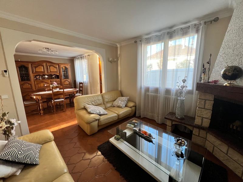 Maison - 150 m² - 7 pièces