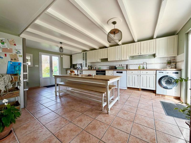 Maison - 90 m² - 4 pièces