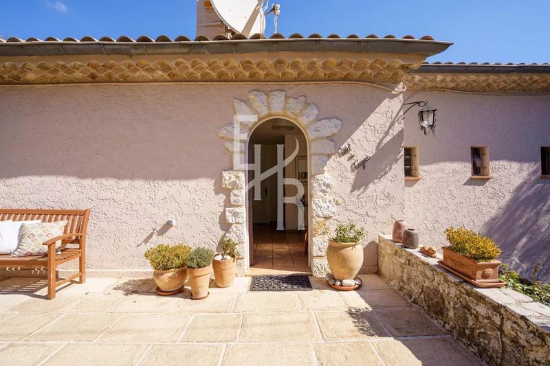 Villa - 173 m² - 7 pièces