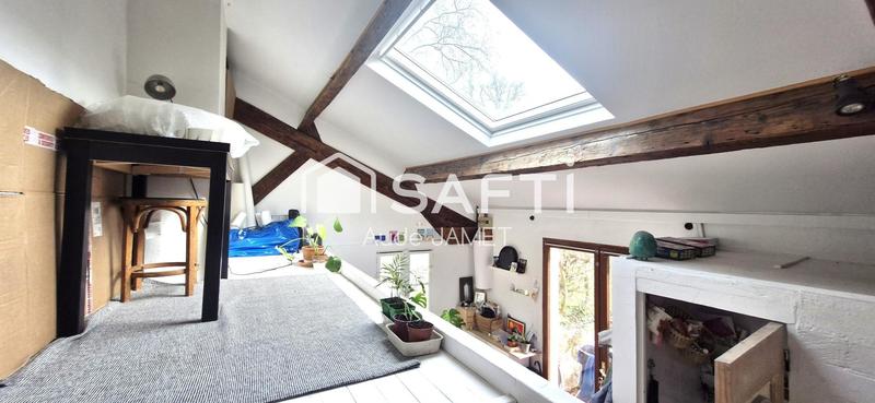 Maison - 165 m² - 10 pièces