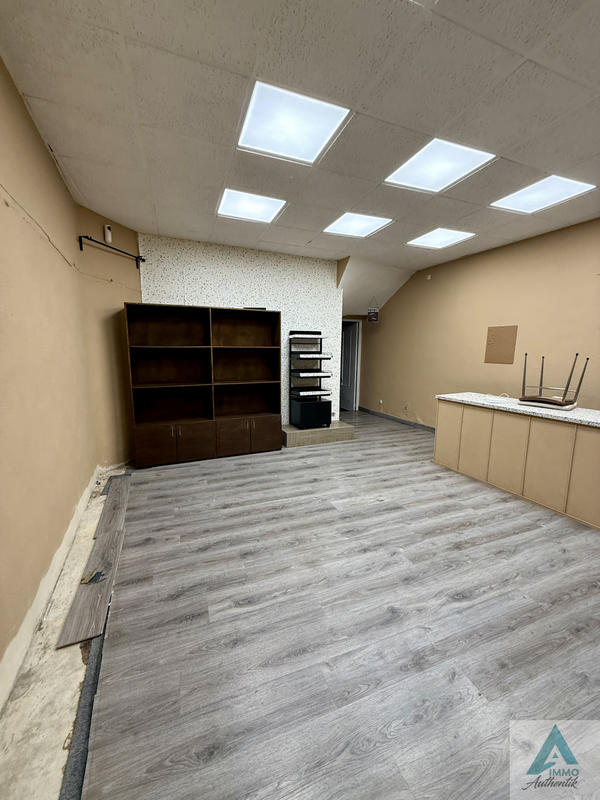 Local commercial - 61 m²