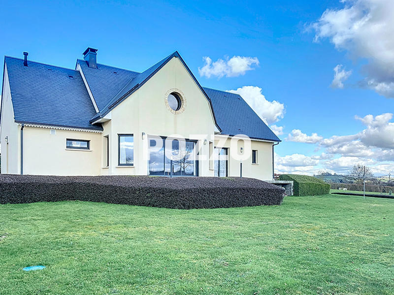 Maison - 101 m² - 5 pièces