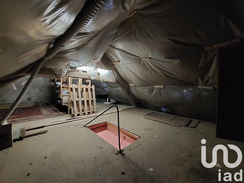 Maison - 214 m² - 8 pièces