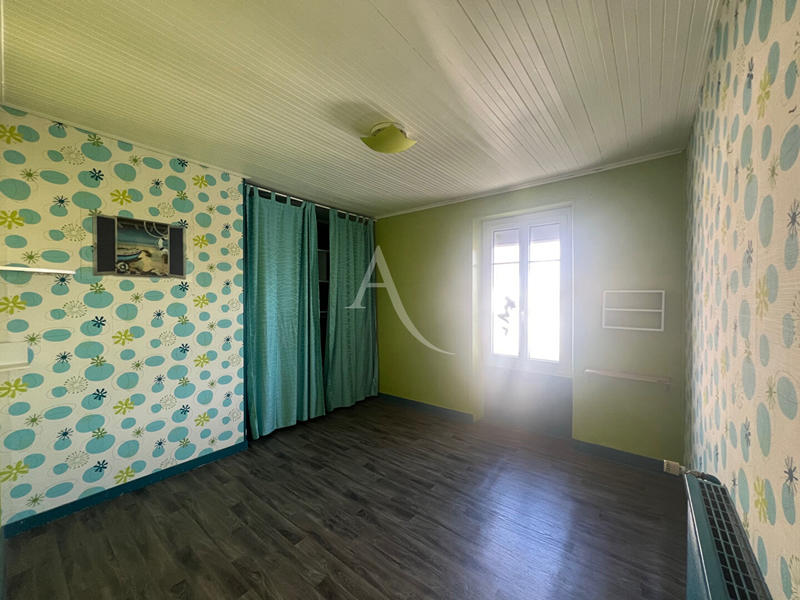 Maison - 96 m² - 4 pièces