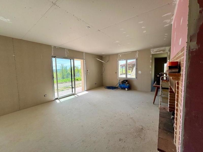 Maison de campagne - 200 m² - 2 pièces