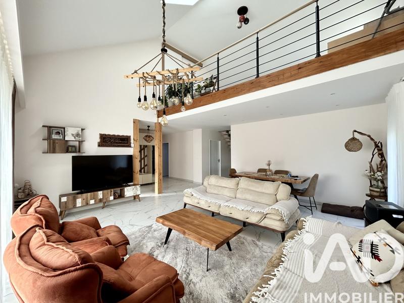 Maison - 190 m² - 3 pièces