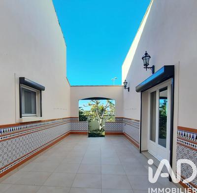 Maison - 141 m² - 6 pièces