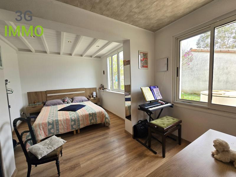 Maison traditionnelle - 138 m² - 6 pièces