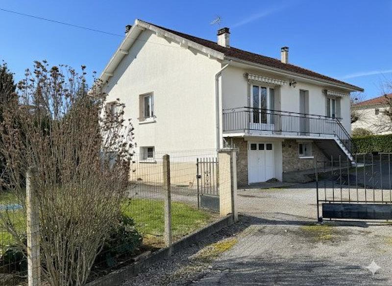 Maison - 101 m² - 5 pièces