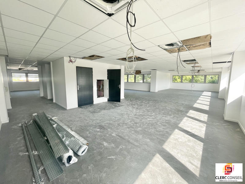 Bureau - 205 m²