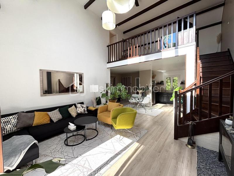 Maison - 141 m² - 6 pièces