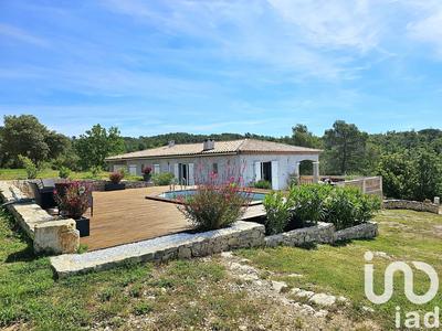 Maison - 134 m² - 4 pièces