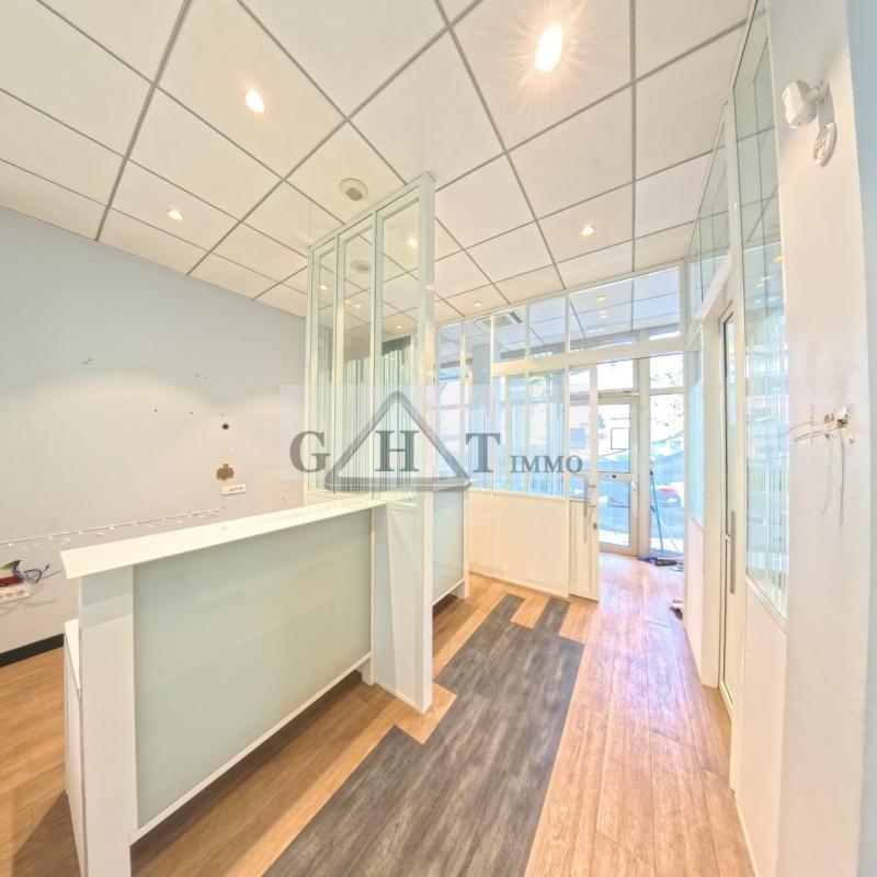 Local commercial - 106 m²