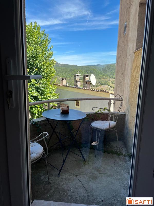 Maison - 180 m² - 6 pièces