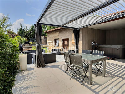 Maison - 180 m² - 6 pièces