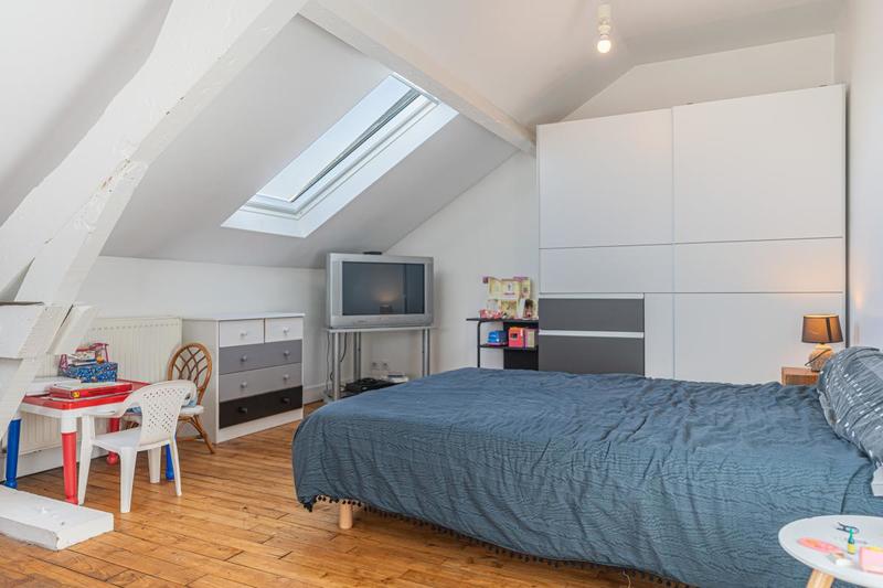 Maison - 175 m² - 8 pièces