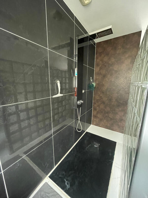 Maison - 144 m² - 6 pièces