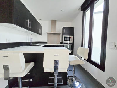 Appartement - 72 m² - 4 pièces