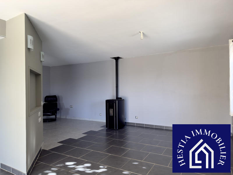 Maison - 205 m² - 9 pièces