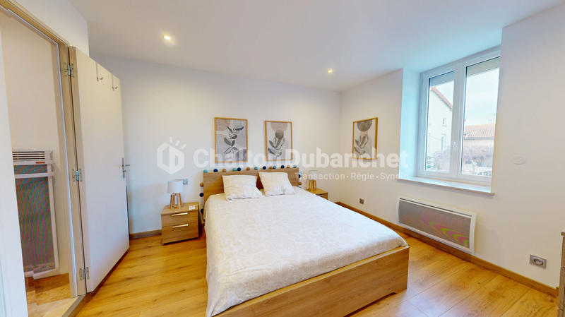 Maison - 228 m² - 6 pièces