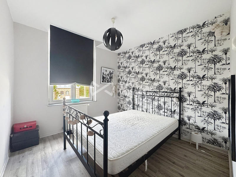 Maison - 370 m² - 7 pièces