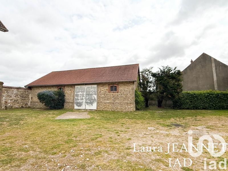 Maison - 228 m² - 8 pièces