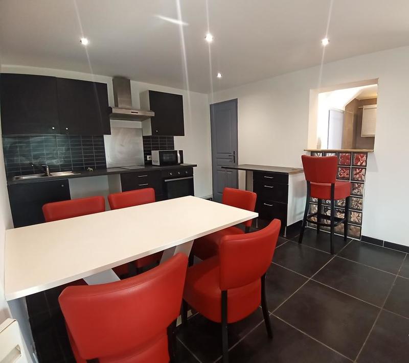 Maison traditionnelle - 188 m² - 7 pièces