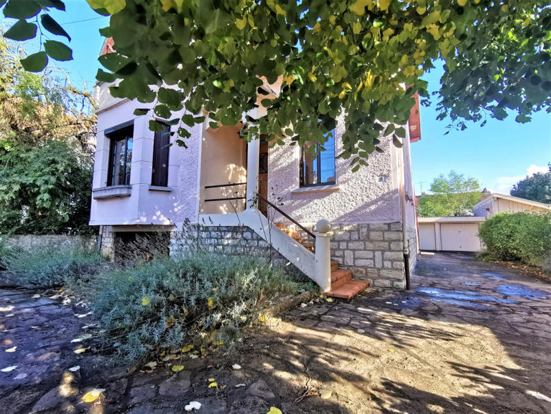 Maison - 140 m² - 7 pièces