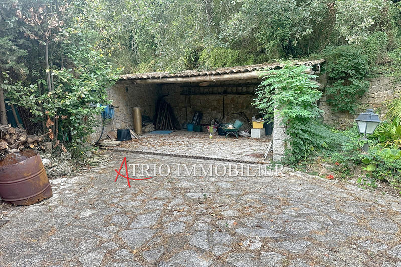 Maison - 230 m² - 8 pièces