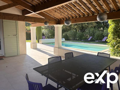 Maison - 174 m² - 5 pièces