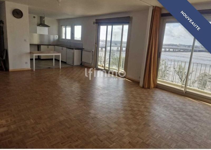 Appartement - 85 m² - 3 pièces