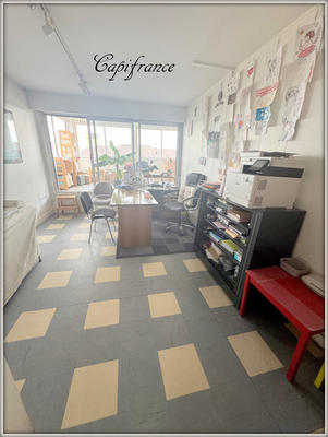 Bureau - 81 m² - 3 pièces