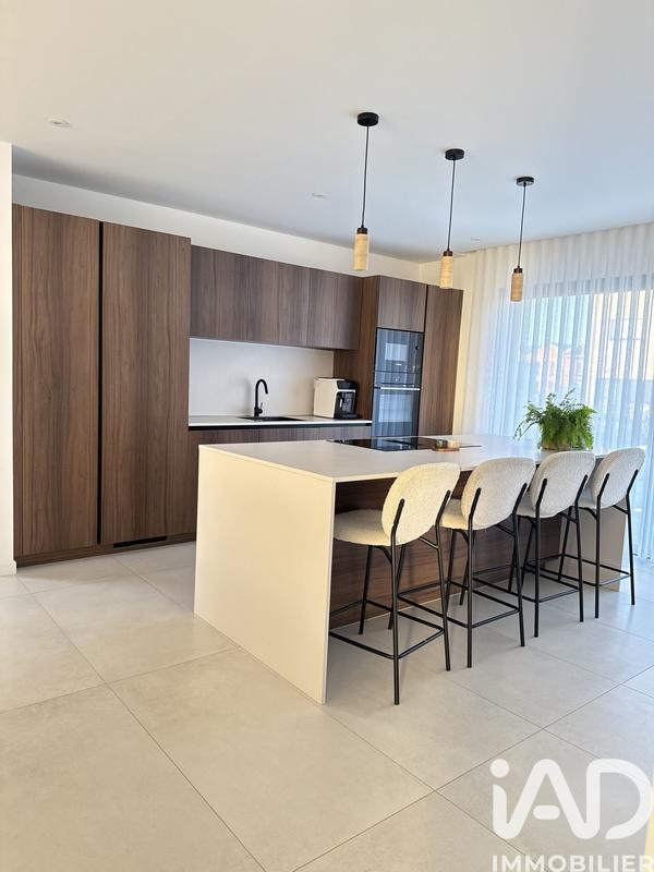 Maison - 149 m² - 6 pièces