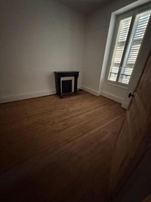 Appartement - 86 m² - 4 pièces