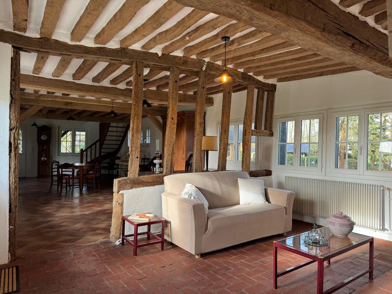 Maison - 294 m² - 10 pièces