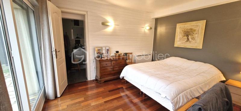 Maison - 156 m² - 8 pièces