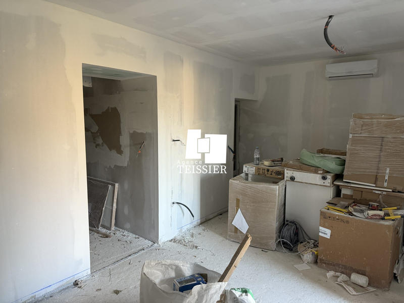 Maison - 80 m² - 6 pièces