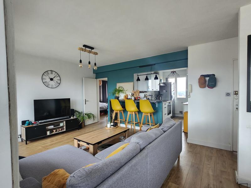 Appartement - 60 m² - 4 pièces