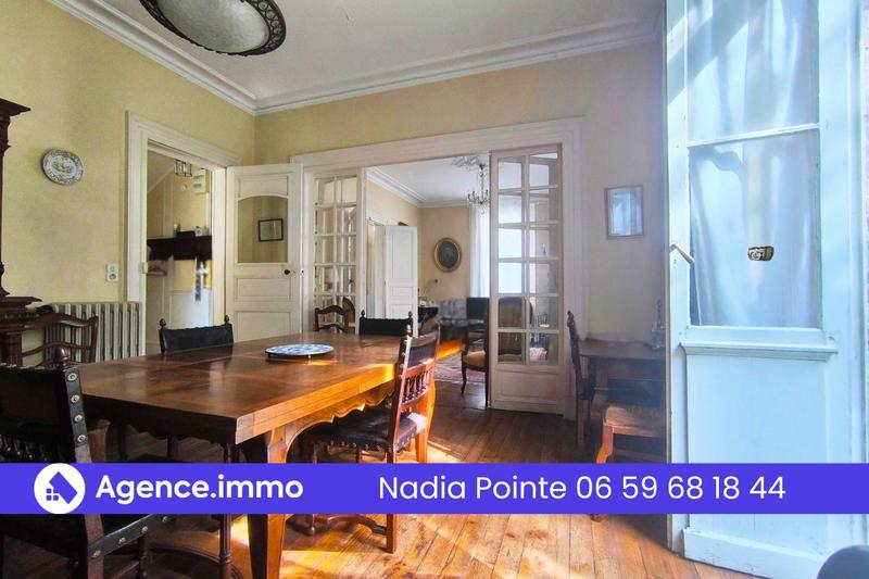 Maison - 174 m² - 7 pièces