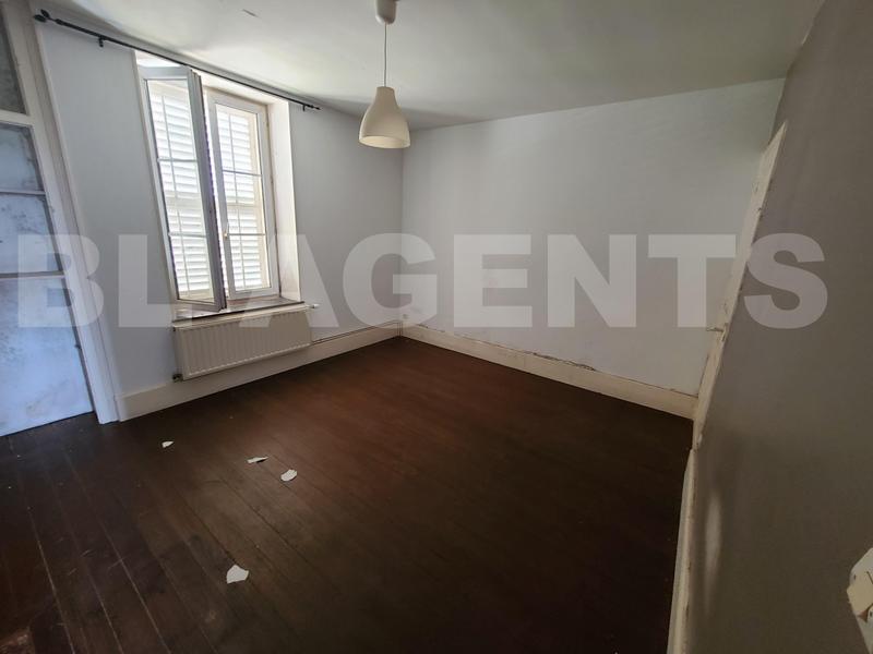 Maison ancienne - 190 m² - 9 pièces