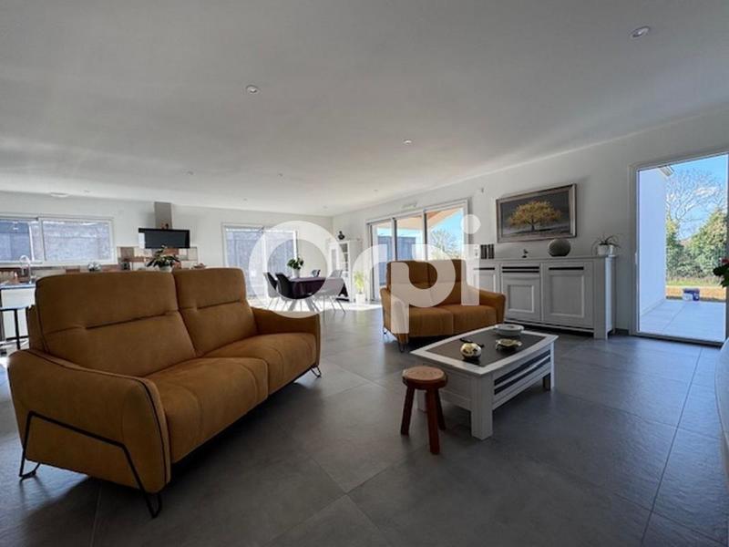 Maison - 120 m² - 4 pièces