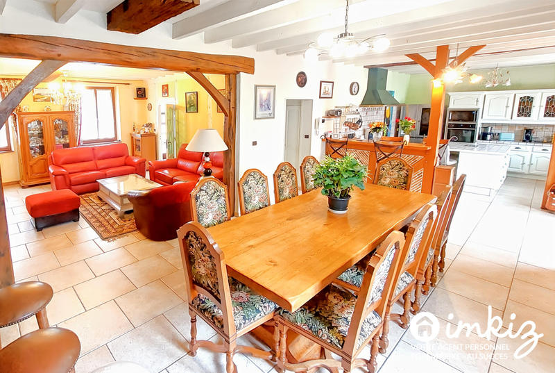 Maison - 360 m² - 15 pièces