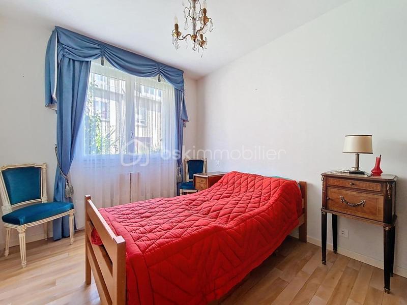 Maison de ville - 152 m² - 9 pièces