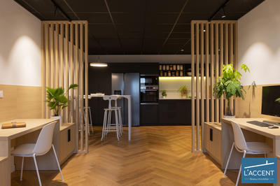 Bureau - 153 m² - 6 pièces