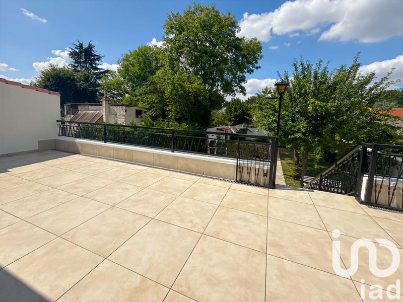 Maison - 80 m² - 5 pièces